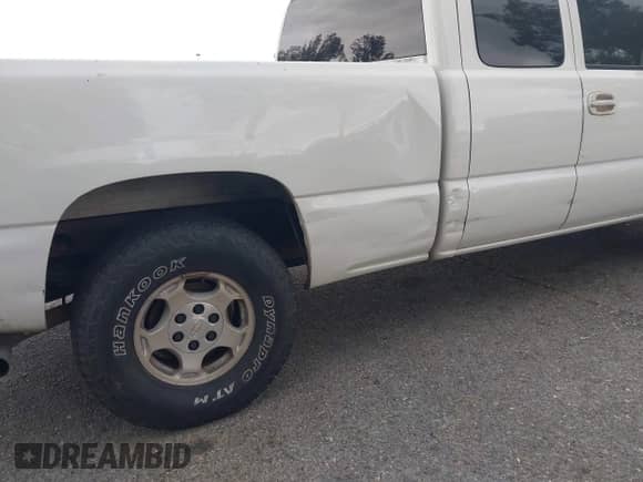 2006 Chevrolet Silverado 1500 LT1 с VIN 1GCEK19V56Z186384, выставлен на аукционе IAAI как лот 41889772 с пробегом 179 032 миль миль и . История ставок и продаж доступна на DreamBid. Изображение 6.