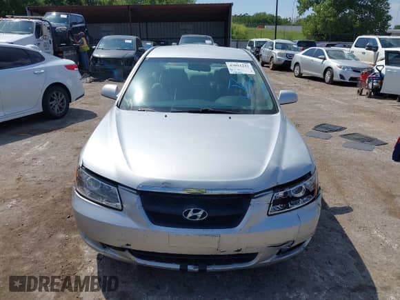 2006 Hyundai Sonata GLS с VIN 5NPEU46F76H093575, выставлен на аукционе IAAI как лот 43011242 с пробегом 127 545 миль миль и . История ставок и продаж доступна на DreamBid. Изображение 12.
