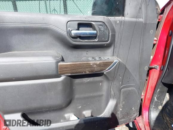 2020 Chevrolet Silverado 1500 LT с VIN 3GCUYDED3LG176294, выставлен на аукционе IAAI как лот 42206542 с пробегом 27 961 миль миль и . История ставок и продаж доступна на DreamBid. Изображение 13.