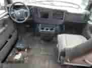 2009 Chevrolet Express Passenger z VIN 1GAHG39K291137624, wystawiony jako Copart lot #47557675 z przebiegiem 154 989 mil mil oraz Nie do naprawy • Non repairable. Historia ofert i sprzedaży dostępna na DreamBid. Obrazek 8.