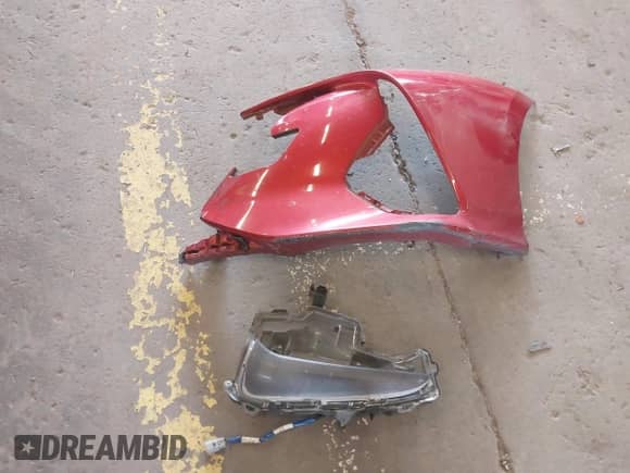 2018 Toyota Prius Plus z VIN JTDKARFP5J3077221, wystawiony jako IAAI lot #42544838 z przebiegiem 84 902 mil mil oraz . Historia ofert i sprzedaży dostępna na DreamBid. Obrazek 12.