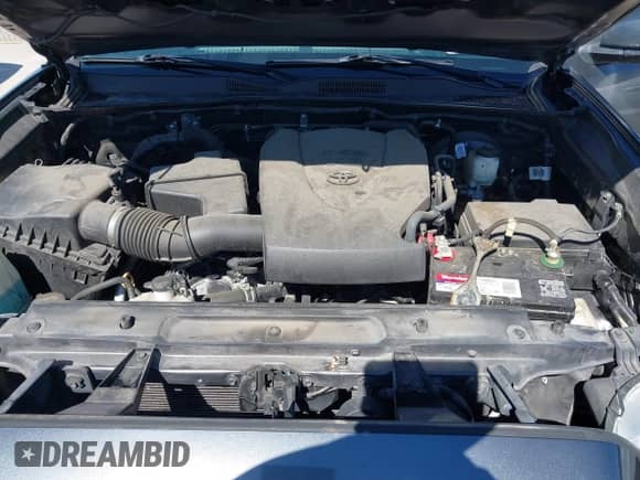 2021 Toyota Tacoma SR5 with VIN 5TFAZ5CN0MX106119, listed as a IAAI auction lot 42812735 with 70,968 mi miles and . Bid and sale history available at DreamBid. Image 10.