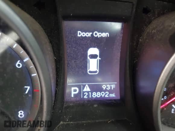 2015 Hyundai Santa Fe z VIN 5XYZTDLB4FG277210, wystawiony jako IAAI lot #43212081 z przebiegiem 218 892 mil mil oraz . Historia ofert i sprzedaży dostępna na DreamBid. Obrazek 15.