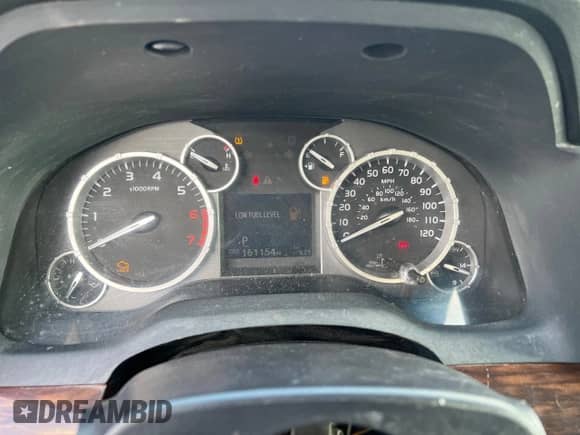 2016 Toyota Tundra Limited z VIN 5TFBY5F1XGX569793, wystawiony jako Copart lot #85945475 z przebiegiem 161 154 mil mil oraz Czysty tytuł • Clean title. Historia ofert i sprzedaży dostępna na DreamBid. Obrazek 7.