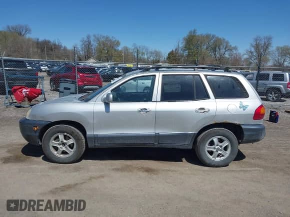 2004 Hyundai Santa Fe GLS с VIN KM8SC13E74U687548, выставлен на аукционе IAAI как лот 41979452 с пробегом 160 807 миль миль и . История ставок и продаж доступна на DreamBid. Изображение 14.