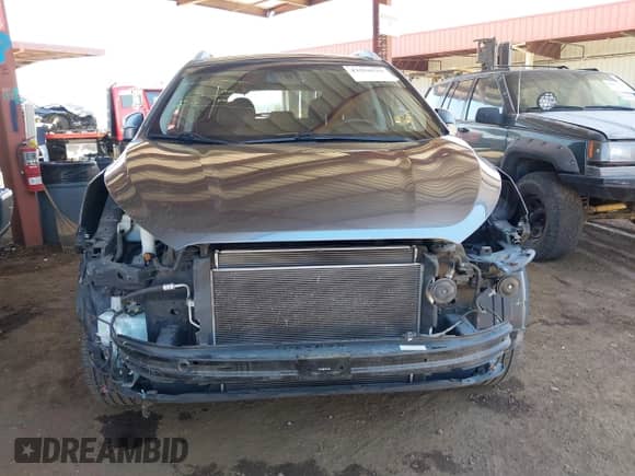 2014 Hyundai Tucson Limited z VIN KM8JU3AG5EU889380, wystawiony jako IAAI lot #42558519 z przebiegiem 100 194 mil mil oraz . Historia ofert i sprzedaży dostępna na DreamBid. Obrazek 6.