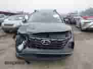 2024 Hyundai Tucson SEL z VIN 5NMJBCDE2RH405098, wystawiony jako IAAI lot #42766392 z przebiegiem 3 902 mil mil oraz . Historia ofert i sprzedaży dostępna na DreamBid. Obrazek 12.