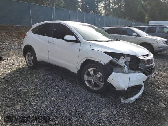 2022 Honda HR-V LX with VIN 3CZRU6H3XNM723821, listed as a Copart auction lot 81915295 with 51,698 mi miles and Salvage title. Bid and sale history available at DreamBid. Image 4.