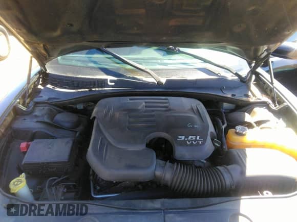 2014 Dodge Charger SE with VIN 2C3CDXBG4EH315167, listed as a IAAI auction lot 43522183 with 164,424 mi miles and . Bid and sale history available at DreamBid. Image 10.