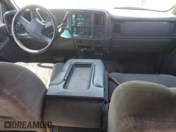 2003 Chevrolet Avalanche с VIN 3GNEC13T83G142077, выставлен на аукционе Copart как лот 70962725 с пробегом 217 154 миль миль и Списание • Salvage title. История ставок и продаж доступна на DreamBid. Изображение 8.