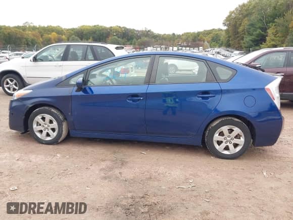 2011 Toyota Prius I z VIN JTDKN3DU5B0265654, wystawiony jako IAAI lot #43443234 z przebiegiem 164 937 mil mil oraz . Historia ofert i sprzedaży dostępna na DreamBid. Obrazek 14.