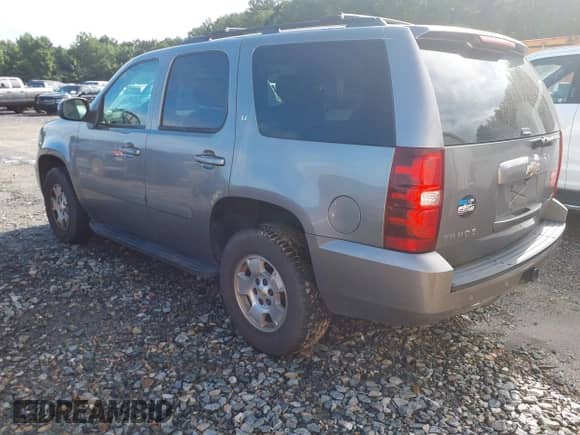 2008 Chevrolet Tahoe 1LT с VIN 1GNFC13098R177454, выставлен на аукционе IAAI как лот 42933483 с пробегом 205 995 миль миль и . История ставок и продаж доступна на DreamBid. Изображение 3.