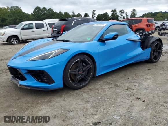 2022 Chevrolet Corvette 2LT z VIN 1G1YB3D41N5106858, wystawiony jako Copart lot #80856695 z przebiegiem 13 953 mil mil oraz Szkoda całkowita • Salvage title. Historia ofert i sprzedaży dostępna na DreamBid. Obrazek 1.