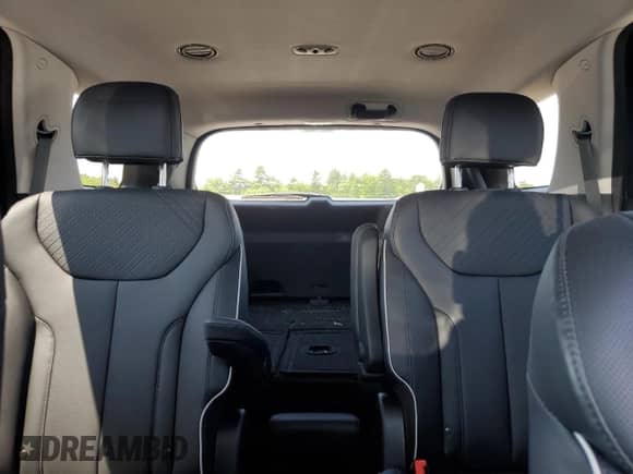2025 Hyundai Palisade XRT with VIN KM8R3DGE6SU903851, listed as a Copart auction lot 58967075 with 5,965 mi miles and Salvage title. Bid and sale history available at DreamBid. Image 10.