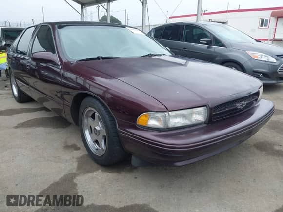 1996 Chevrolet Caprice 1SA Special Value with VIN 1G1BL52P2TR194692, listed as a IAAI auction lot 42086269 with Not provided miles and . Bid and sale history available at DreamBid. Image 1.