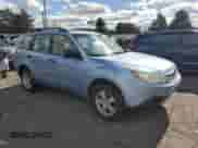 2012 Subaru Forester X z VIN JF2SHBBC3CH419245, wystawiony jako Copart lot #82735845 z przebiegiem 182 777 mil mil oraz Czysty tytuł • Clean title. Historia ofert i sprzedaży dostępna na DreamBid. Obrazek 4.