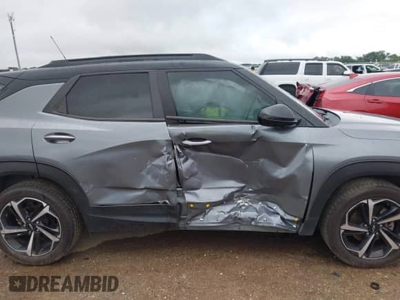 2021 Chevrolet TrailBlazer RS с VIN KL79MTSL5MB053417, выставлен на аукционе IAAI как лот 42728576 с пробегом 94 573 миль миль и . История ставок и продаж доступна на DreamBid. Изображение 13.
