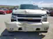 2007 Chevrolet Avalanche LTZ with VIN 3GNEC12037G218415, listed as a Copart auction lot 61975825 with 86,519 mi miles and Salvage title. Bid and sale history available at DreamBid. Image 5.