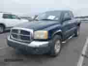 2005 Dodge Dakota SLT с VIN 1D7HW48N75S228121, выставлен на аукционе IAAI как лот 43550210 с пробегом 185 000 миль миль и . История ставок и продаж доступна на DreamBid. Изображение 2.