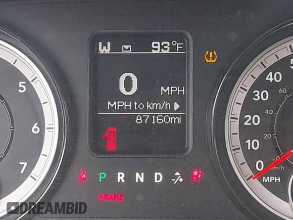 2019 Ram 1500 Tradesman z VIN 3C6JR6DT1KG674925, wystawiony jako IAAI lot #43297849 z przebiegiem 87 160 mil mil oraz . Historia ofert i sprzedaży dostępna na DreamBid. Obrazek 16.