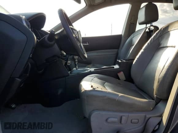 2010 Nissan Rogue SL with VIN JN8AS5MT0AW013009, listed as a Copart auction lot 69099655 with 106,273 mi miles and Salvage title. Bid and sale history available at DreamBid. Image 7.
