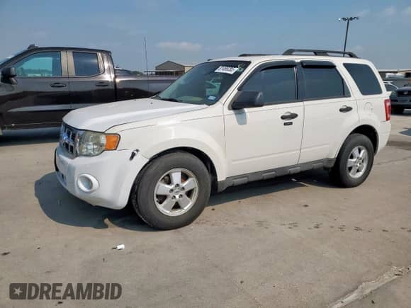 2011 Ford Escape XLT с VIN 1FMCU9D73BKB19970, выставлен на аукционе Copart как лот 81499285 с пробегом Не указан миль и Списание • Salvage title. История ставок и продаж доступна на DreamBid. Изображение 1.