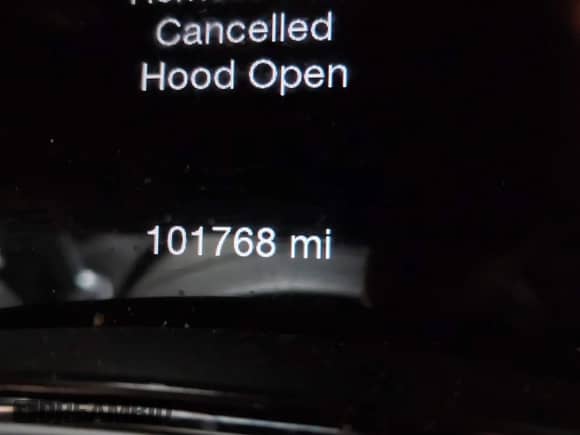 2018 Jeep Grand Cherokee Trackhawk с VIN 1C4RJFN90JC437656, выставлен на аукционе IAAI как лот 41518770 с пробегом 101 768 миль миль и . История ставок и продаж доступна на DreamBid. Изображение 16.