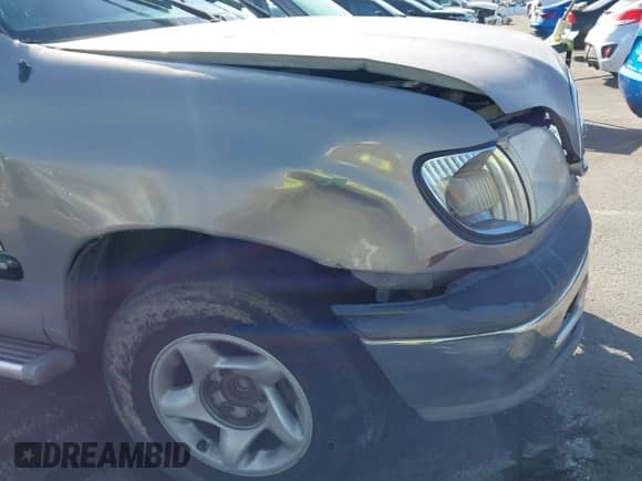 2001 Toyota Tundra SR5 с VIN 5TBRN34121S166363, выставлен на аукционе IAAI как лот 43528624 с пробегом 347 719 миль миль и . История ставок и продаж доступна на DreamBid. Изображение 12.