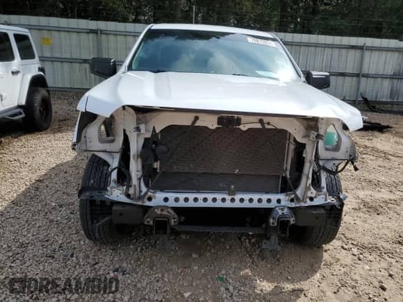 2019 GMC Sierra 1500 with VIN 1GTR8AEH0KZ272986, listed as a Copart auction lot 70875954 with 31,431 mi miles and Salvage title. Bid and sale history available at DreamBid. Image 5.