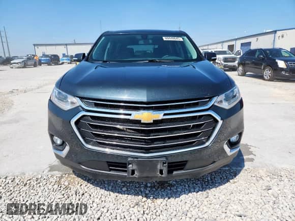 2020 Chevrolet Traverse LT Cloth z VIN 1GNERGKW1LJ228519, wystawiony jako Copart lot #80440645 z przebiegiem 128 089 mil mil oraz Czysty tytuł • Clean title. Historia ofert i sprzedaży dostępna na DreamBid. Obrazek 5.