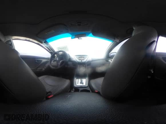 2012 Hyundai Elantra Limited z VIN 5NPDH4AE4CH081104, wystawiony jako IAAI lot #42501894 z przebiegiem Nie podano mil oraz . Historia ofert i sprzedaży dostępna na DreamBid. Obrazek 20.