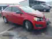 2013 Chevrolet Sonic LT с VIN 1G1JC5SH1D4233369, выставлен на аукционе IAAI как лот 43410322 с пробегом 80 851 миль миль и . История ставок и продаж доступна на DreamBid. Изображение 1.