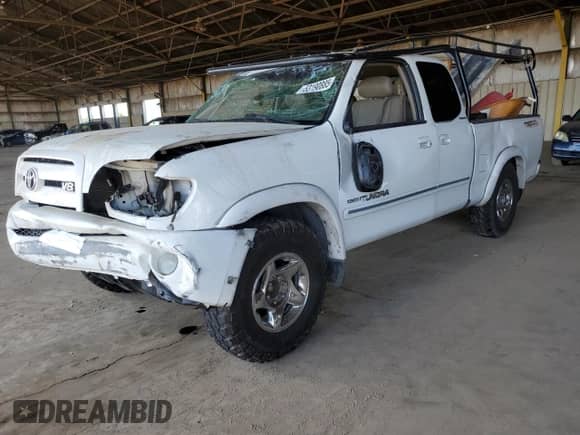 2003 Toyota Tundra Limited z VIN 5TBRT38153S370187, wystawiony jako Copart lot #53190885 z przebiegiem 164 846 mil mil oraz Szkoda całkowita • Salvage title. Historia ofert i sprzedaży dostępna na DreamBid. Obrazek 1.