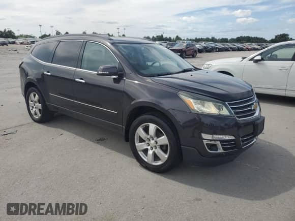 2017 Chevrolet Traverse Premier z VIN 1GNKRJKDXHJ151767, wystawiony jako Copart lot #70535695 z przebiegiem Nie podano mil oraz Czysty tytuł • Clean title. Historia ofert i sprzedaży dostępna na DreamBid. Obrazek 4.