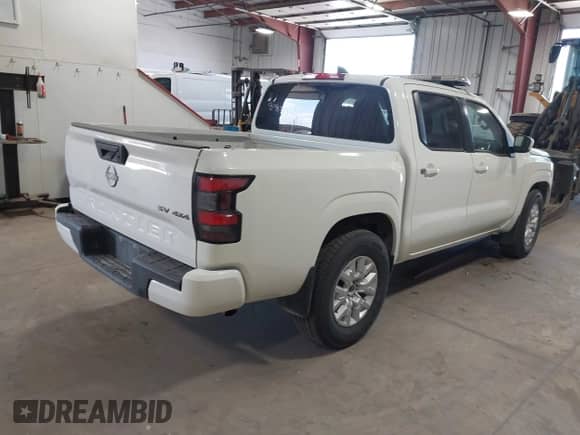 2022 Nissan Frontier SV with VIN 1N6ED1EK7NN691576, listed as a IAAI auction lot 42808753 with 114,618 mi miles and . Bid and sale history available at DreamBid. Image 4.