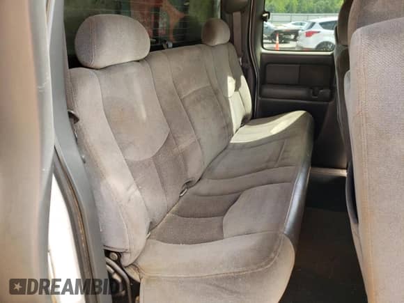 2005 GMC Sierra 1500 SLE z VIN 1GTEK19B85Z184567, wystawiony jako Copart lot #69142805 z przebiegiem Nie podano mil oraz Szkoda całkowita • Salvage title. Historia ofert i sprzedaży dostępna na DreamBid. Obrazek 10.