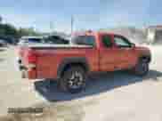 2016 Toyota Tacoma SR5 с VIN 5TFSZ5AN9GX034770, выставлен на аукционе Copart как лот 80369455 с пробегом 67 690 миль миль и Списание • Salvage title. История ставок и продаж доступна на DreamBid. Изображение 3.