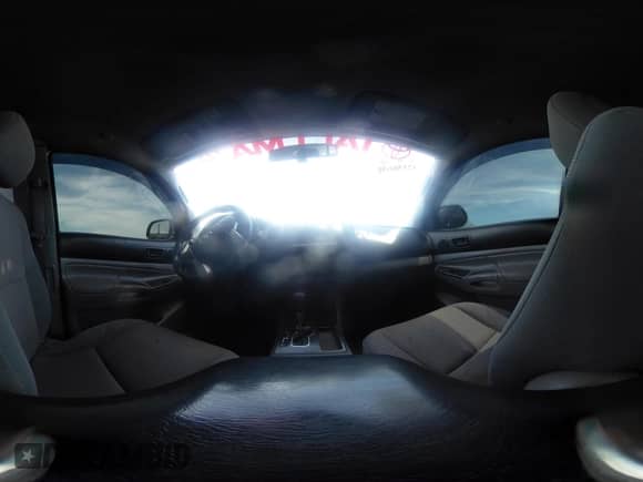 2014 Toyota Tacoma with VIN 5TFUX4EN0EX029652, listed as a IAAI auction lot 42150630 with 208,098 mi miles and . Bid and sale history available at DreamBid. Image 18.