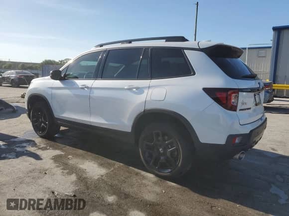 2024 Honda Passport Black Edition z VIN 5FNYF8H87RB007424, wystawiony jako Copart lot #68674295 z przebiegiem 22 786 mil mil oraz Szkoda całkowita • Salvage title. Historia ofert i sprzedaży dostępna na DreamBid. Obrazek 2.