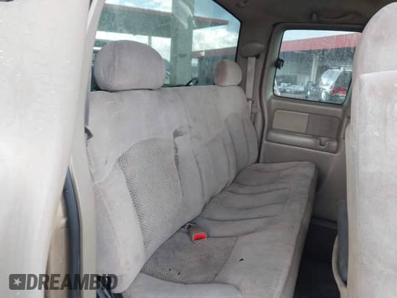 2001 Chevrolet Silverado 1500 LS с VIN 2GCEC19T211172617, выставлен на аукционе IAAI как лот 43300278 с пробегом 246 204 миль миль и . История ставок и продаж доступна на DreamBid. Изображение 8.