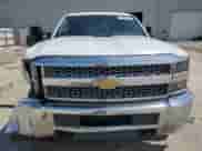2019 Chevrolet Silverado 2500HD Work Truck z VIN 1GC1KREG7KF280556, wystawiony jako Copart lot #61862254 z przebiegiem 225 660 mil mil oraz Szkoda całkowita • Salvage title. Historia ofert i sprzedaży dostępna na DreamBid. Obrazek 5.
