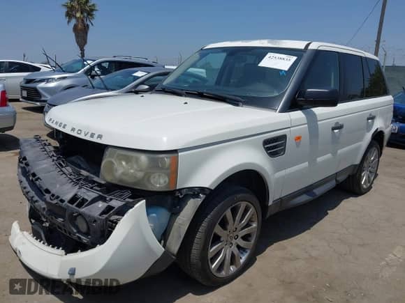 2008 Land Rover Range Rover Sport SC with VIN SALSH23468A120797, listed as a IAAI auction lot 42538835 with 165,043 mi miles and . Bid and sale history available at DreamBid. Image 2.
