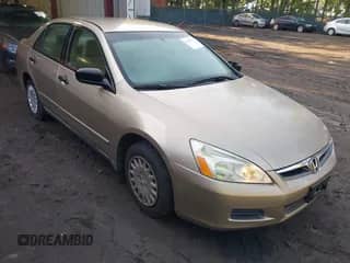 2007 Honda Accord VP с VIN 1HGCM56197A033969, выставлен на аукционе IAAI как лот 43209537 с пробегом 153 578 миль миль и . История ставок и продаж доступна на DreamBid. Изображение 1.