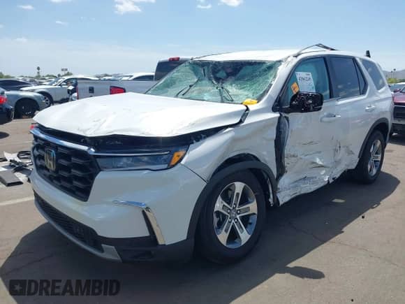 2025 Honda Pilot EX-L с VIN 5FNYG1H47SB022206, выставлен на аукционе IAAI как лот 42062245 с пробегом Не указан миль и . История ставок и продаж доступна на DreamBid. Изображение 2.
