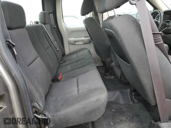 2013 Chevrolet Silverado 1500 Work Truck with VIN 1GCRKPE7XDZ323425, listed as a Copart auction lot 81229195 with 140,344 mi miles and Salvage title. Bid and sale history available at DreamBid. Image 10.