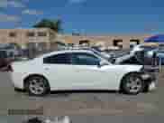2016 Dodge Charger SE z VIN 2C3CDXBG8GH115153, wystawiony jako IAAI lot #43406906 z przebiegiem Nie podano mil oraz . Historia ofert i sprzedaży dostępna na DreamBid. Obrazek 14.