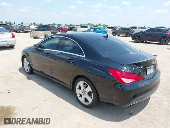 2019 Mercedes-Benz CLA 250 с VIN WDDSJ4EB4KN739780, выставлен на аукционе IAAI как лот 42896311 с пробегом 131 804 миль миль и . История ставок и продаж доступна на DreamBid. Изображение 3.