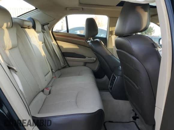 2012 Chrysler 300 C Luxury Series z VIN 2C3CCAPT4CH311462, wystawiony jako Copart lot #78515434 z przebiegiem 76 415 mil mil oraz Szkoda całkowita • Salvage title. Historia ofert i sprzedaży dostępna na DreamBid. Obrazek 10.