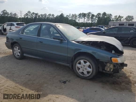 1996 Honda Accord EX z VIN 1HGCE6675TA014966, wystawiony jako Copart lot #61336605 z przebiegiem 240 047 mil mil oraz Szkoda całkowita • Salvage title. Historia ofert i sprzedaży dostępna na DreamBid. Obrazek 4.