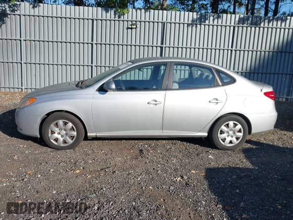 2007 Hyundai Elantra GLS с VIN KMHDU46D67U083729, выставлен на аукционе IAAI как лот 43183914 с пробегом 259 877 миль миль и . История ставок и продаж доступна на DreamBid. Изображение 14.